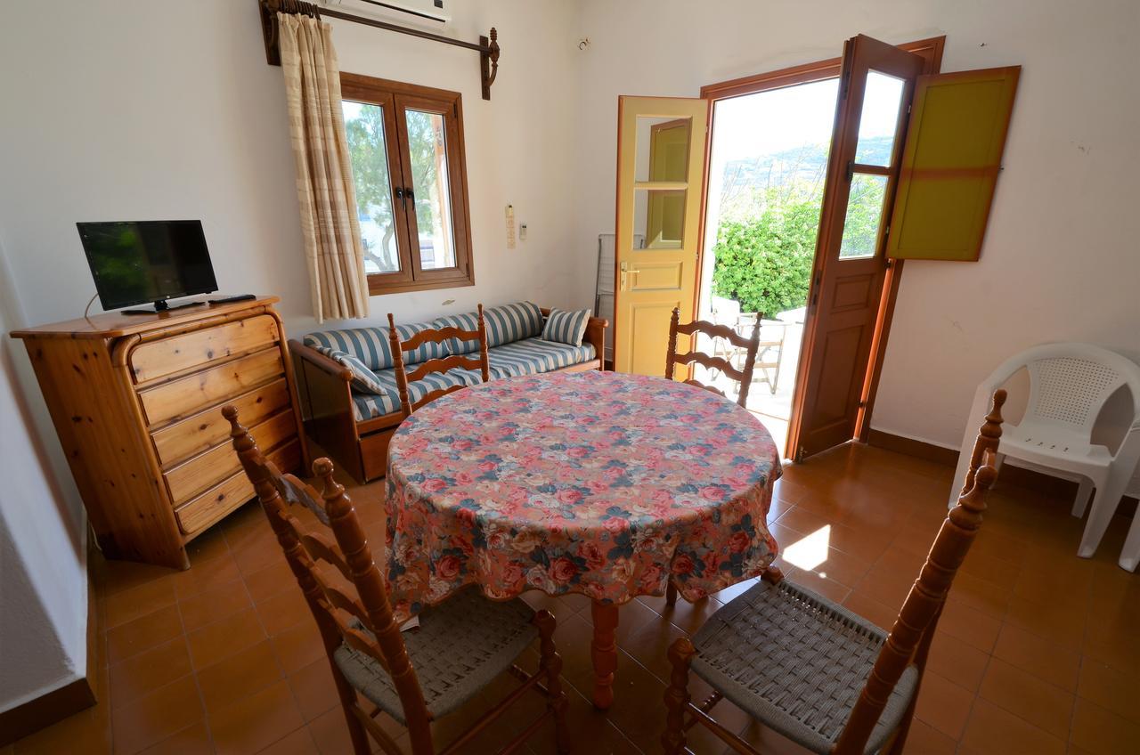 Madoupa Beach Apartments Ornos  Exteriér fotografie
